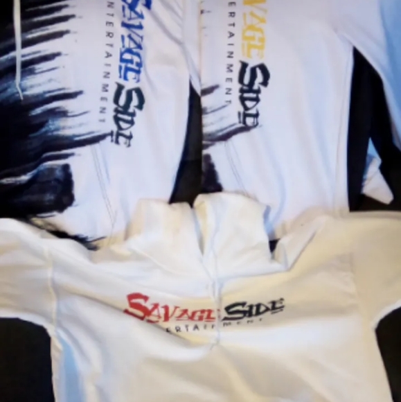 Sweaters T shirts face masks purses cups car decals all sizes available - Picture 4 of 12